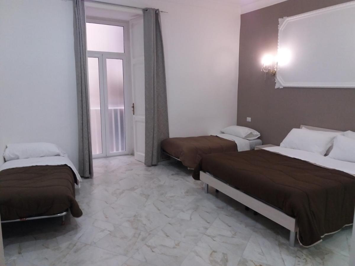 B&Bhotel Emmanuel Napoli Exteriér fotografie