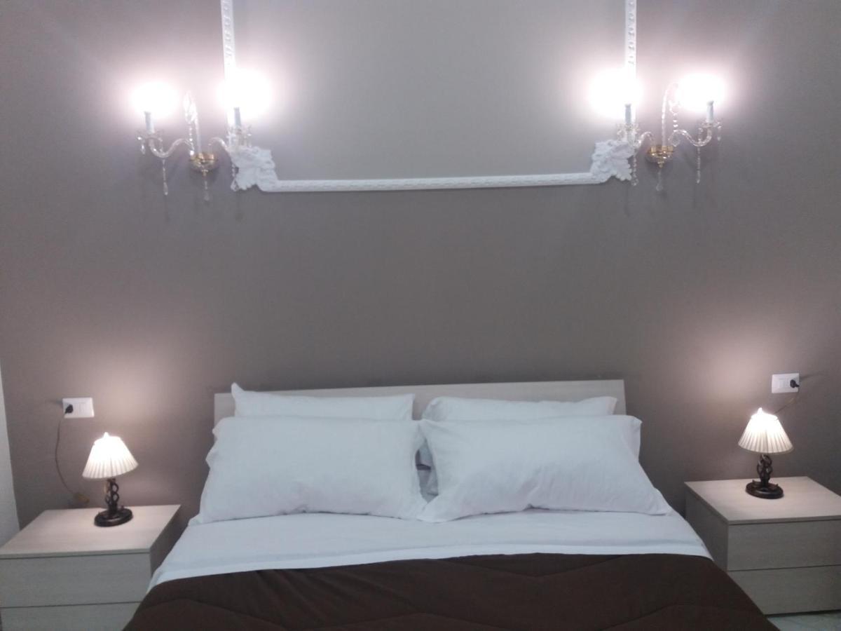 B&Bhotel Emmanuel Napoli Exteriér fotografie